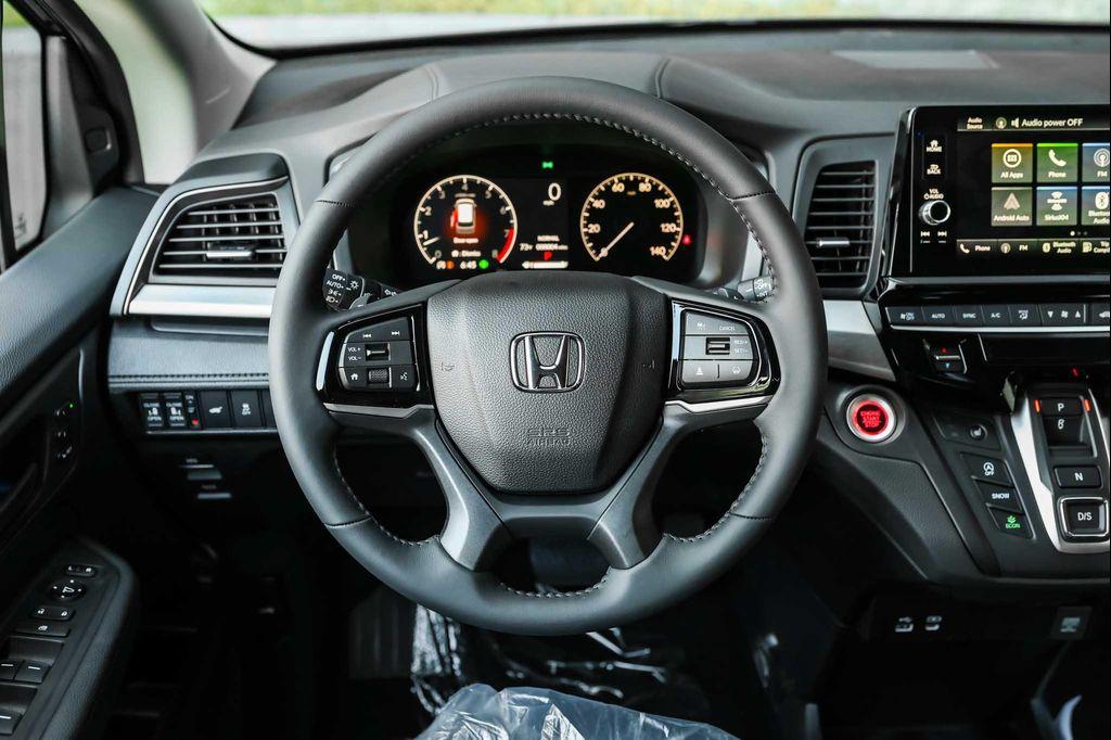new 2026 Honda Odyssey car, priced at $44,245