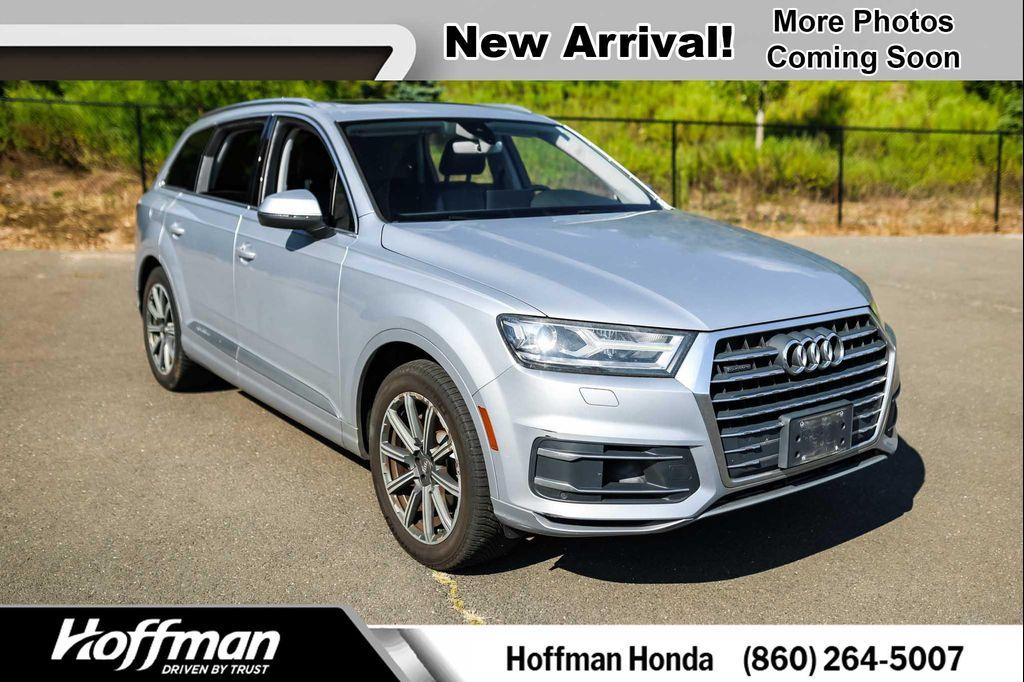 used 2017 Audi Q7 car, priced at $14,300