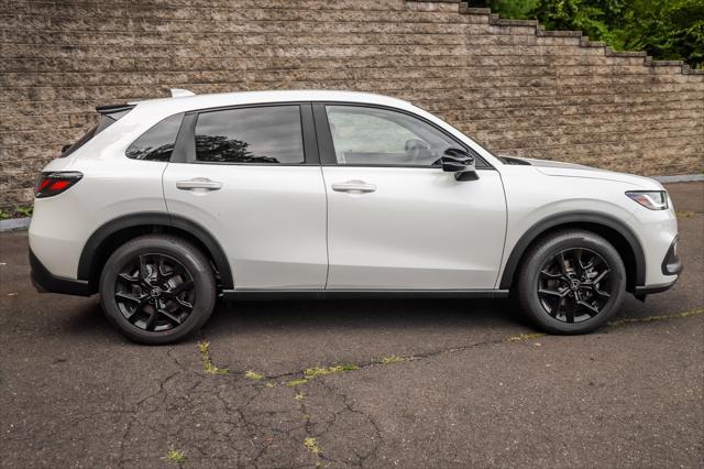 new 2025 Honda HR-V car, priced at $30,305