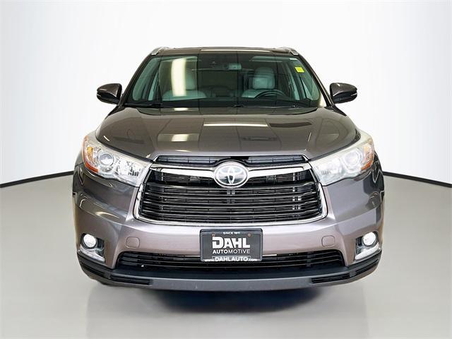 used 2015 Toyota Highlander car, priced at $16,000