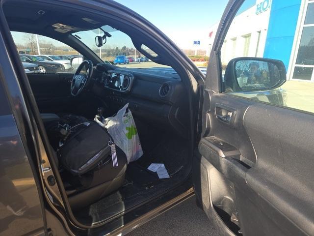 used 2016 Toyota Tacoma car, priced at $20,589