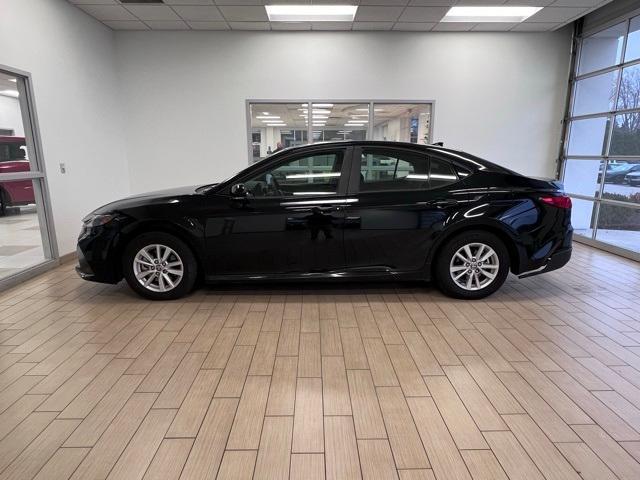 used 2025 Toyota Camry car, priced at $25,218