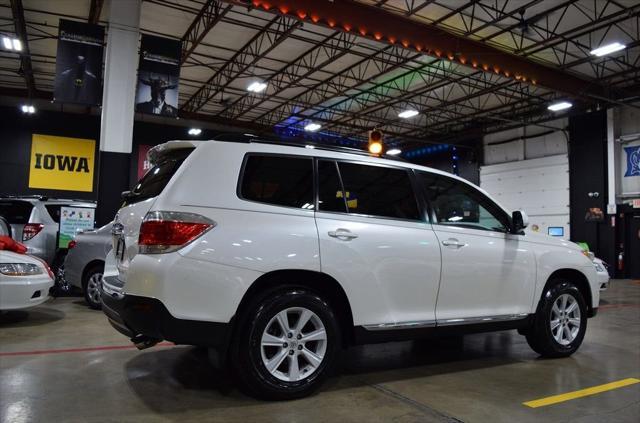 used 2013 Toyota Highlander car, priced at $24,985