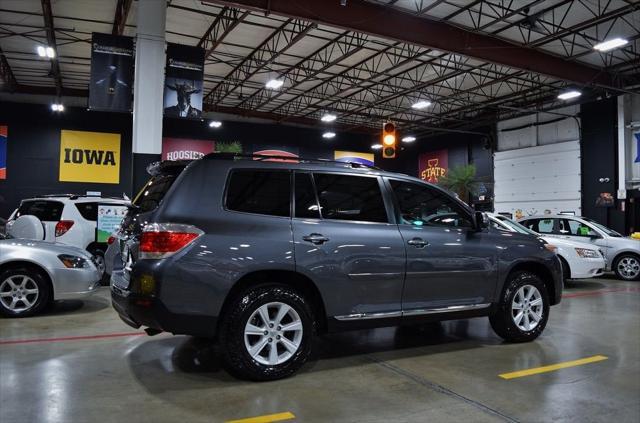 used 2012 Toyota Highlander car, priced at $24,985