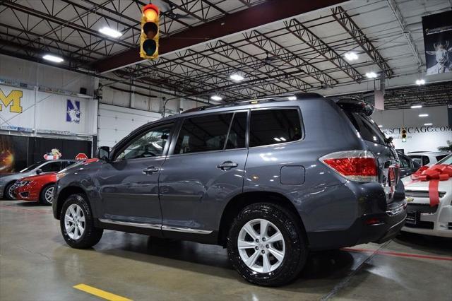 used 2012 Toyota Highlander car, priced at $24,985