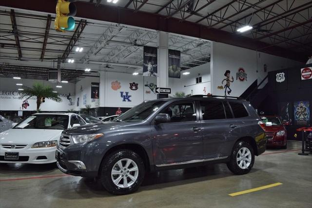 used 2012 Toyota Highlander car, priced at $24,985