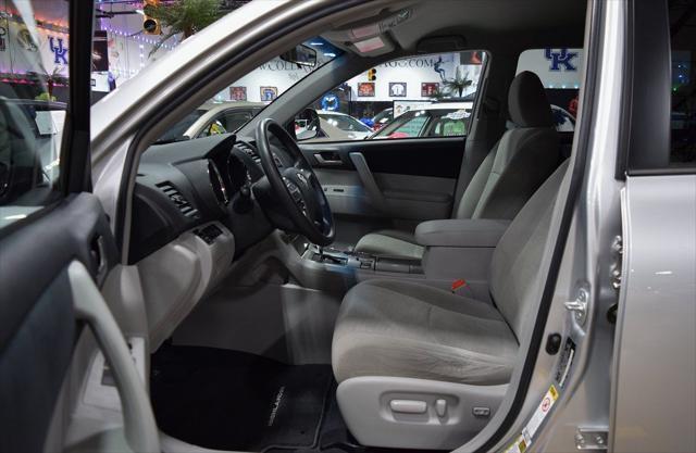 used 2013 Toyota Highlander car, priced at $24,985