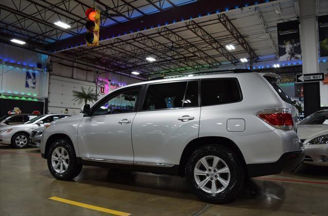 used 2013 Toyota Highlander car, priced at $24,985