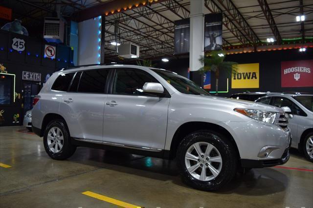 used 2013 Toyota Highlander car, priced at $24,985