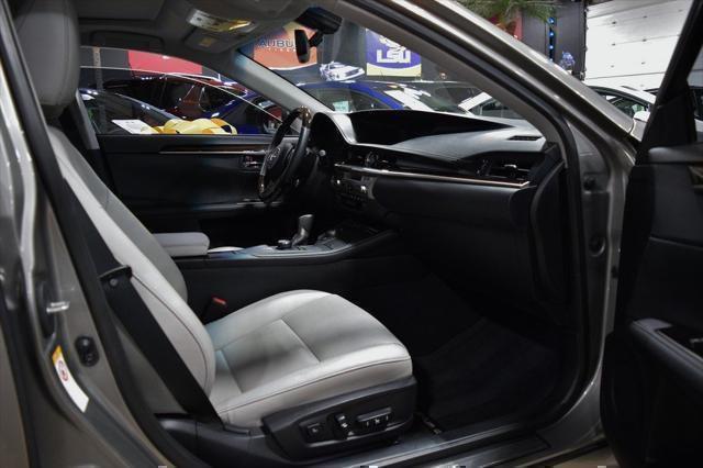 used 2016 Lexus ES 350 car, priced at $25,985