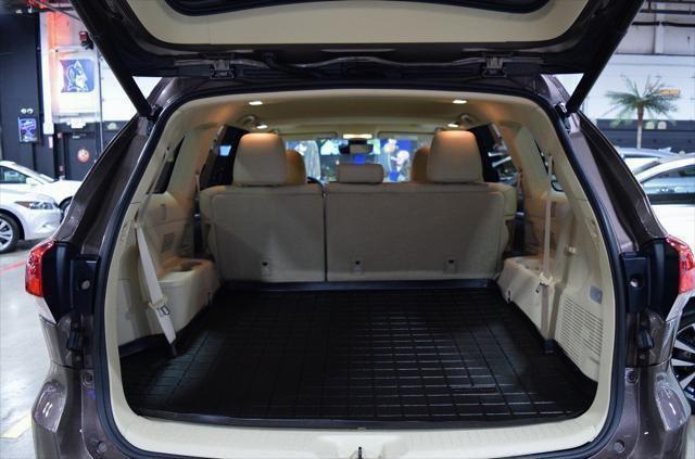 used 2017 Toyota Highlander car, priced at $30,985