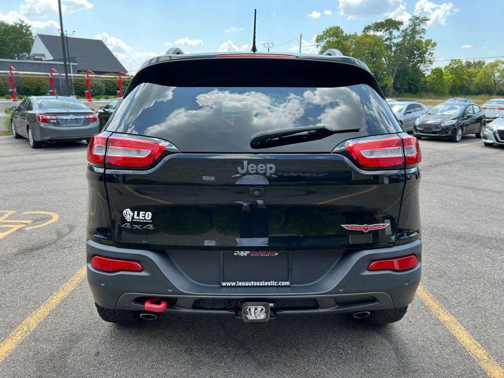 used 2015 Jeep Cherokee car, priced at $10,475