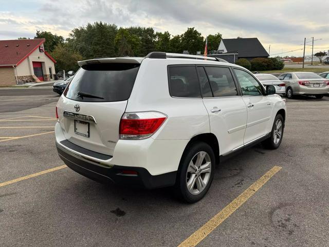 used 2012 Toyota Highlander car, priced at $11,495