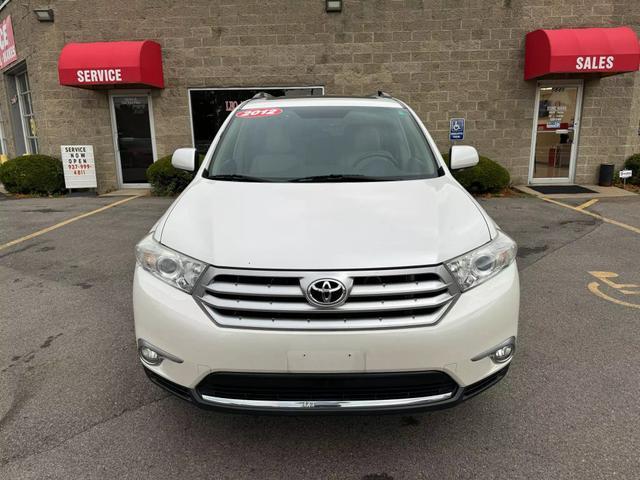 used 2012 Toyota Highlander car, priced at $11,495