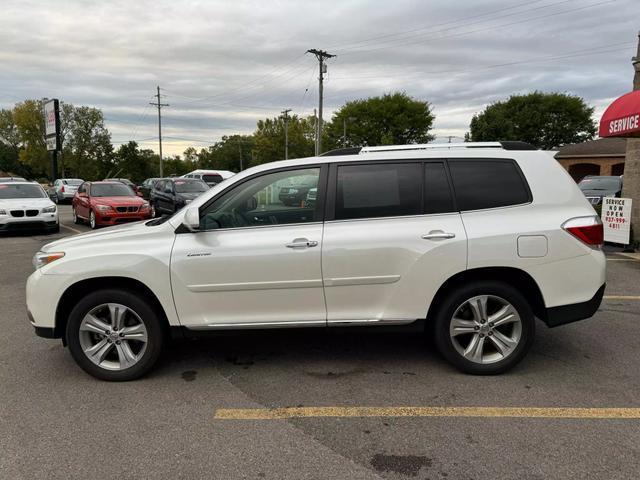 used 2012 Toyota Highlander car, priced at $11,495