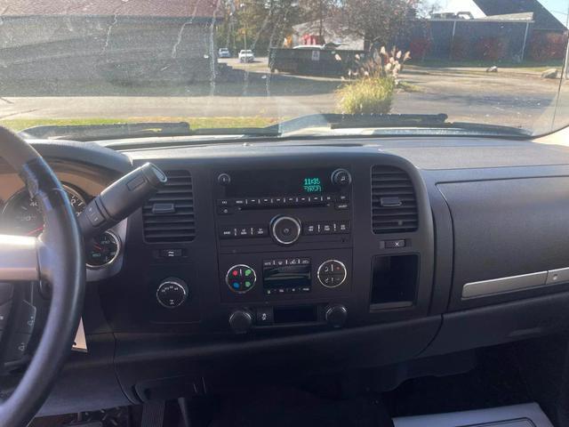 used 2013 Chevrolet Silverado 1500 car, priced at $17,495