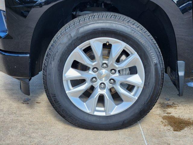 used 2024 Chevrolet Silverado 1500 car, priced at $31,400