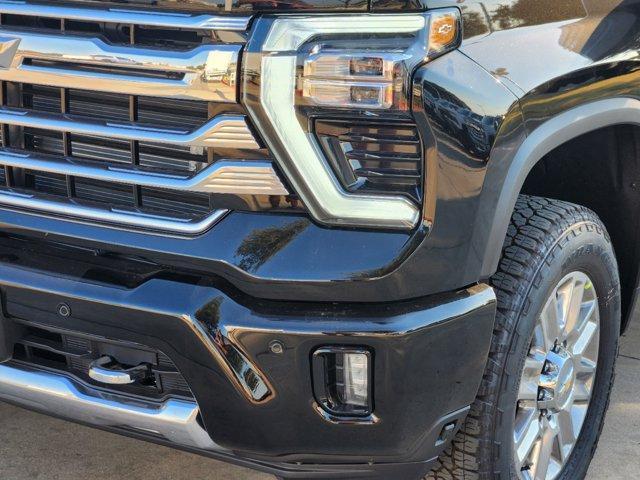 new 2025 Chevrolet Silverado 3500 car, priced at $90,090