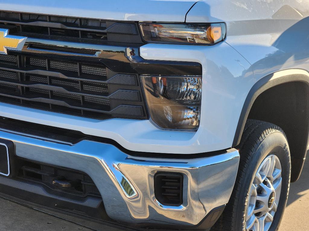 new 2025 Chevrolet Silverado 2500 car, priced at $49,078