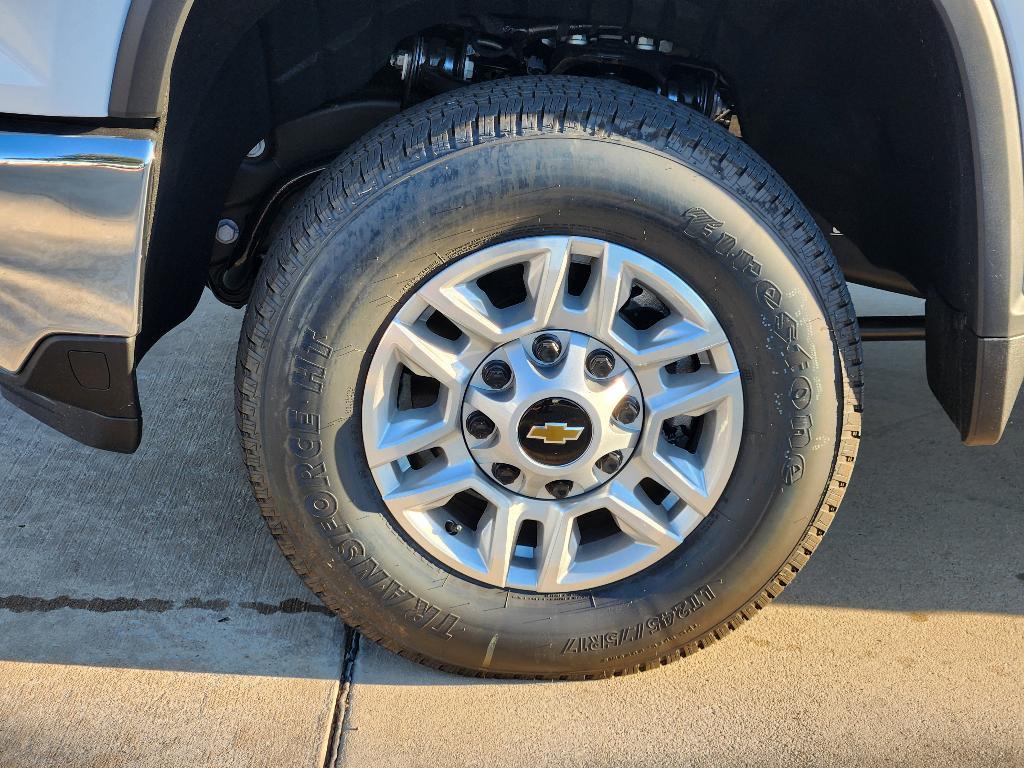 new 2025 Chevrolet Silverado 2500 car, priced at $49,078