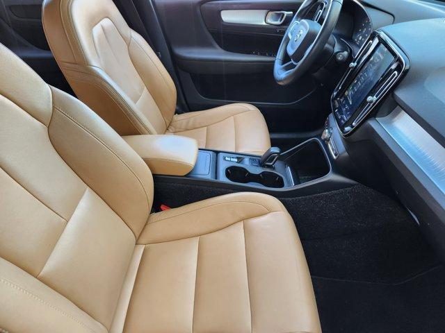 used 2019 Volvo XC40 car, priced at $17,450