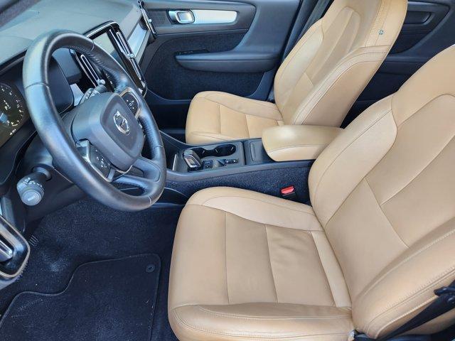 used 2019 Volvo XC40 car, priced at $17,450