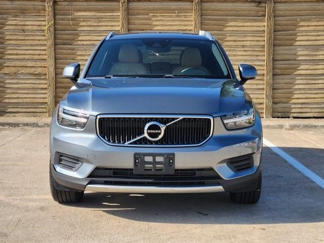 used 2019 Volvo XC40 car, priced at $17,450