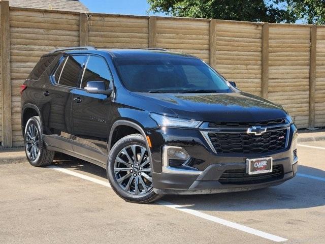 used 2023 Chevrolet Traverse car, priced at $35,600