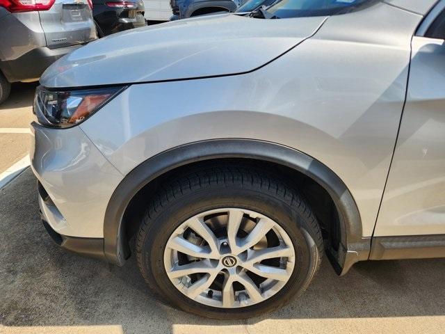 used 2020 Nissan Rogue Sport car, priced at $20,000