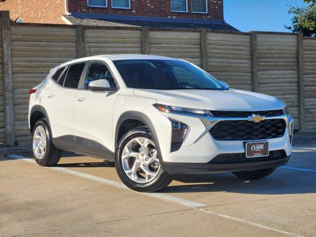 used 2024 Chevrolet Trax car, priced at $21,300