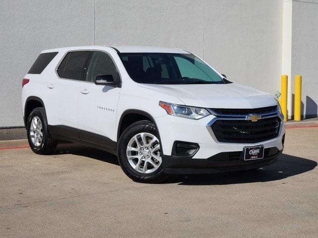 used 2021 Chevrolet Traverse car, priced at $20,000