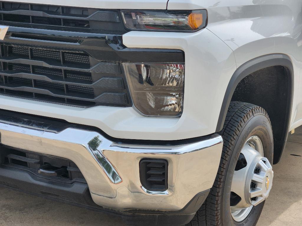 new 2024 Chevrolet Silverado 3500 car, priced at $61,070