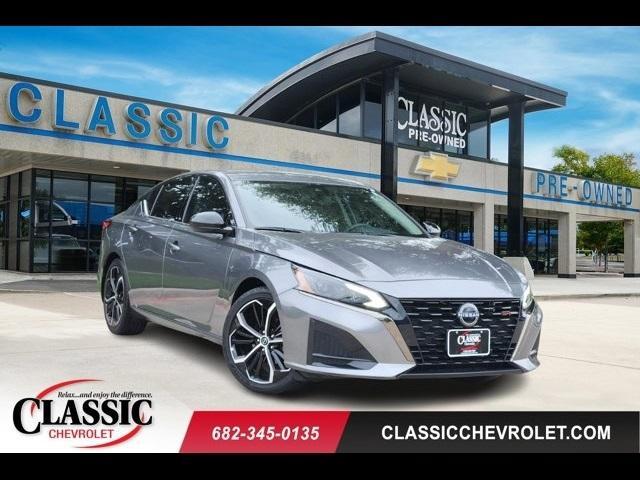 used 2023 Nissan Altima car, priced at $24,900