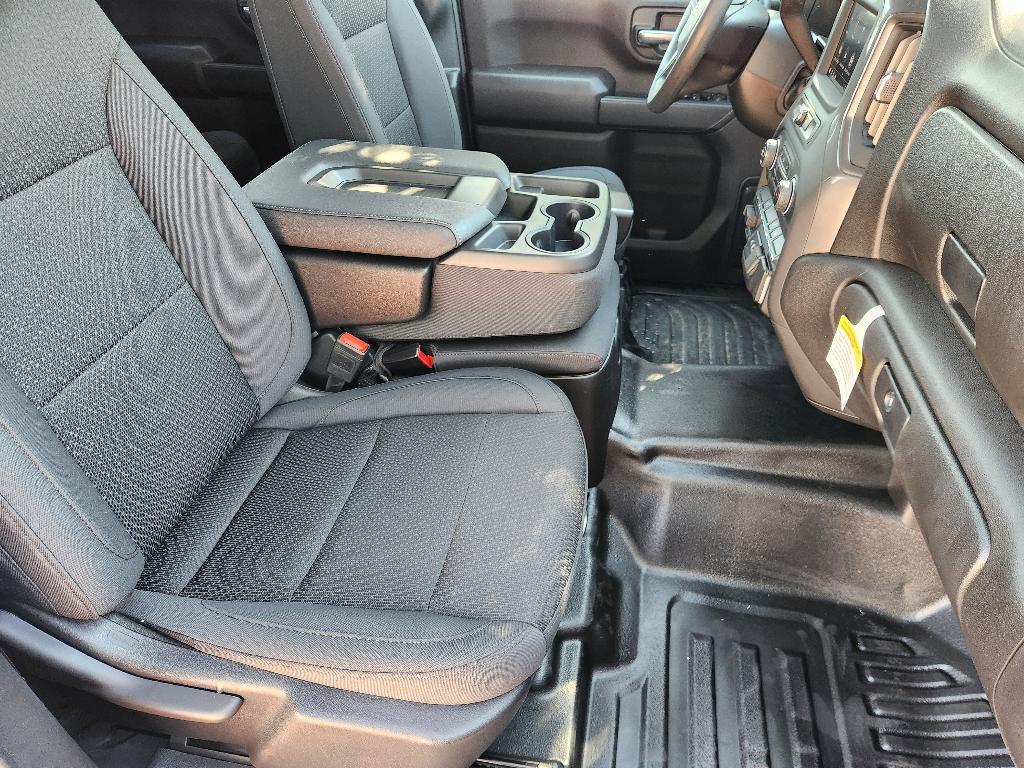 new 2025 Chevrolet Silverado 3500 car, priced at $67,036