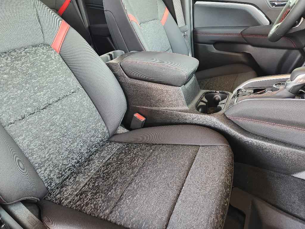 new 2026 Chevrolet Colorado car, priced at $39,885