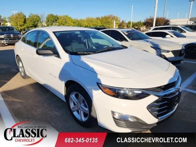 used 2022 Chevrolet Malibu car, priced at $22,400