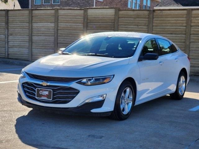 used 2022 Chevrolet Malibu car, priced at $18,600