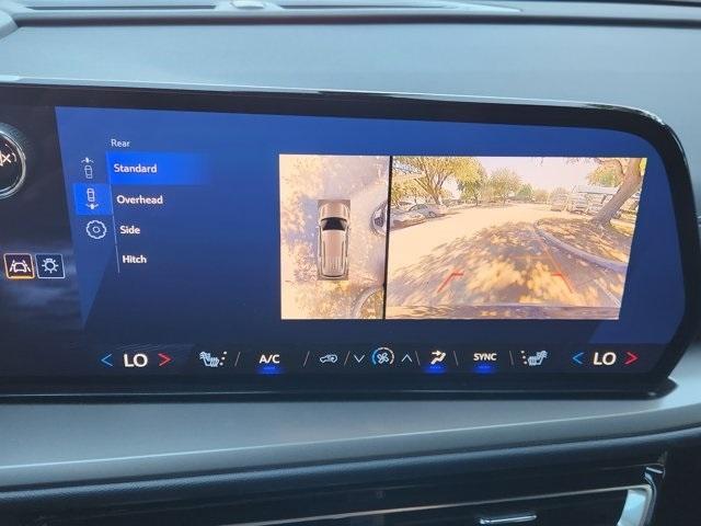 used 2025 Chevrolet Traverse car, priced at $38,250