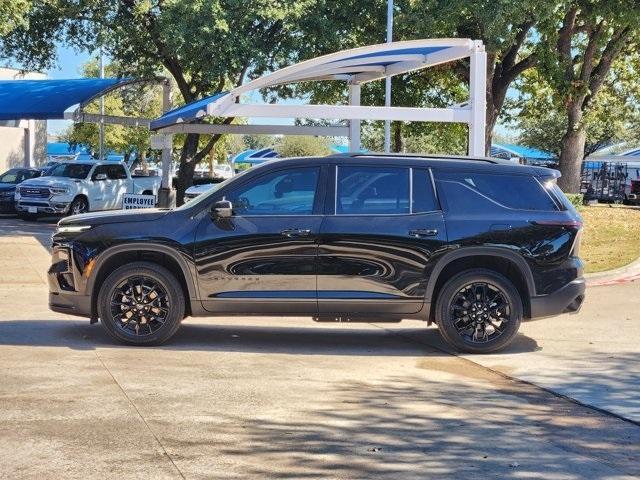 used 2025 Chevrolet Traverse car, priced at $38,250