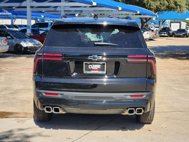 used 2025 Chevrolet Traverse car, priced at $38,250