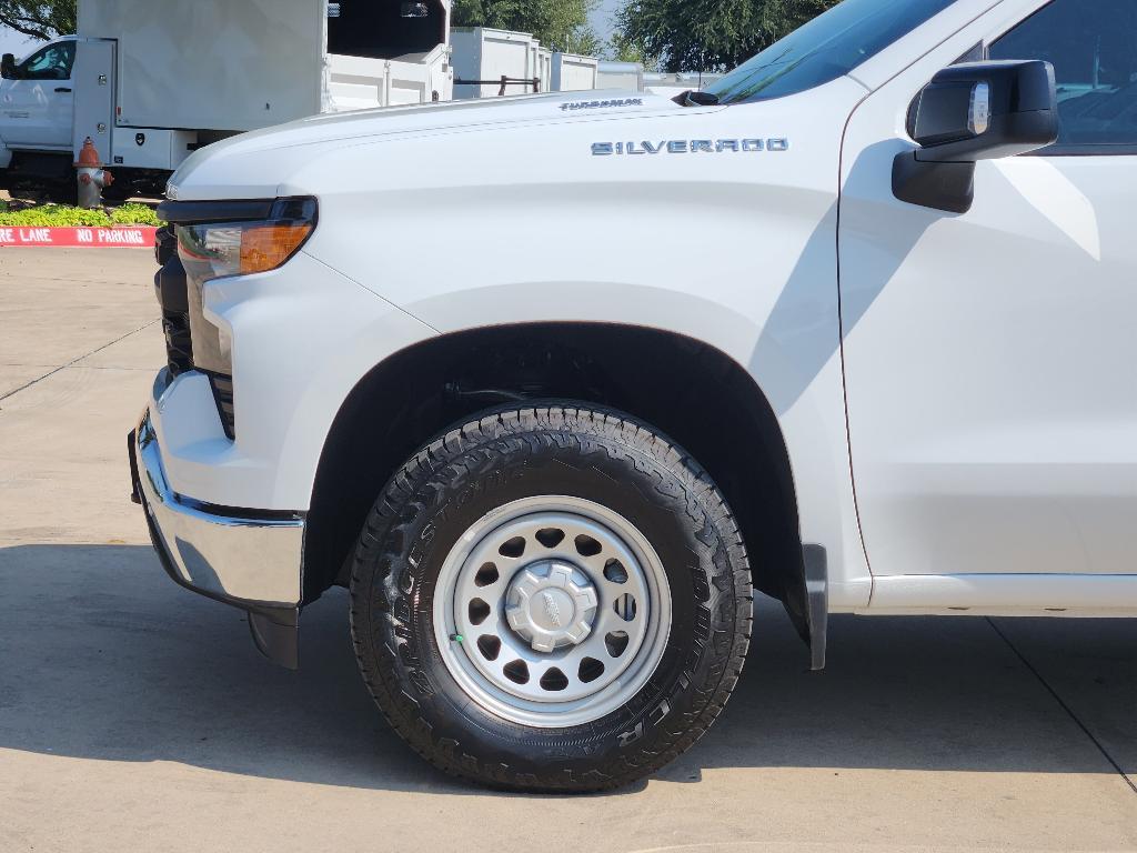 new 2026 Chevrolet Silverado 1500 car, priced at $40,560