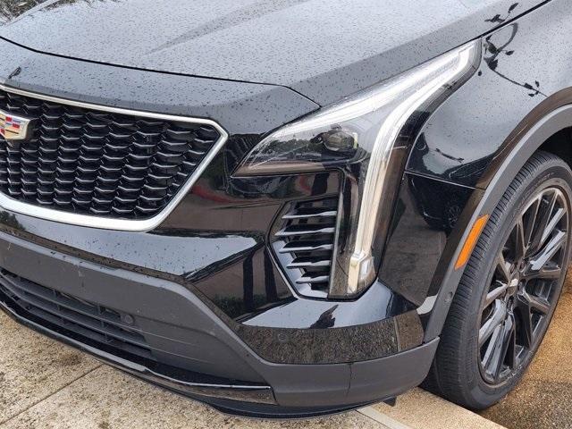 used 2021 Cadillac XT4 car, priced at $26,300