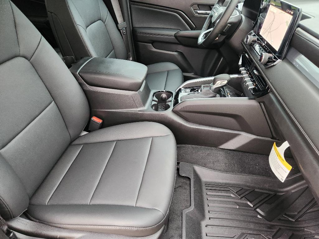 new 2026 Chevrolet Colorado car, priced at $36,025