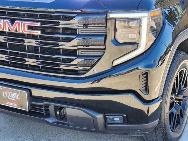 used 2023 GMC Sierra 1500 car, priced at $41,700