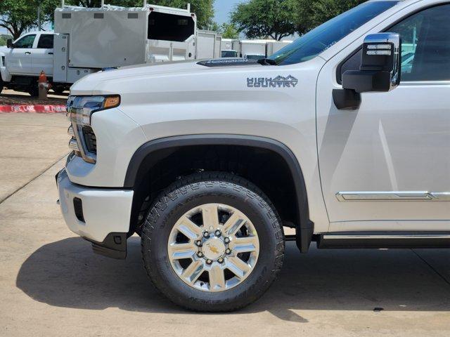 new 2025 Chevrolet Silverado 3500 car, priced at $91,785