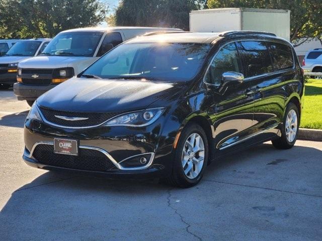 used 2020 Chrysler Pacifica car, priced at $22,300