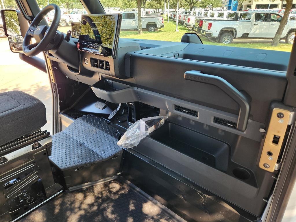 new 2025 Chevrolet BrightDrop 400 car, priced at $48,835