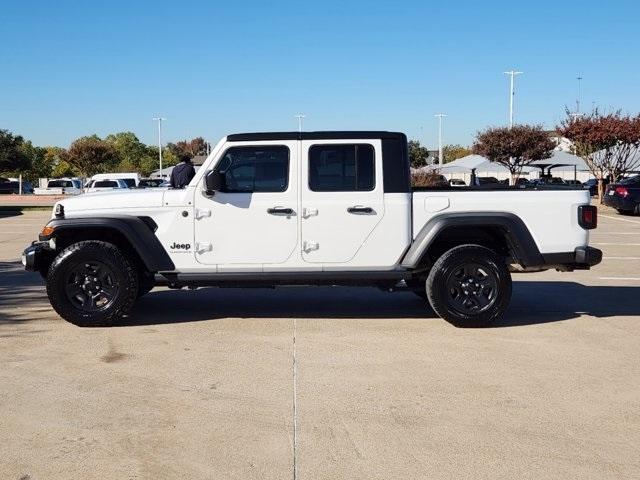 used 2023 Jeep Gladiator car, priced at $31,400