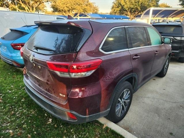 used 2019 Toyota Highlander car, priced at $26,700