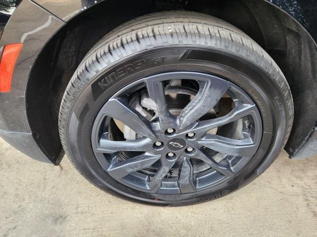 used 2024 Chevrolet Equinox car, priced at $26,500